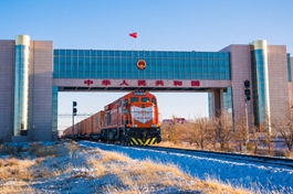 North China land port handles 3,294 China-Europe freight train trips in 2023