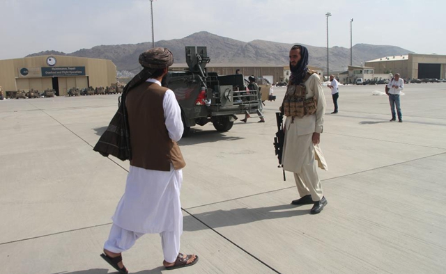 Taliban welcomes U.S. troops pullout, Kabul residents disappointed at "irresponsible" evacuation