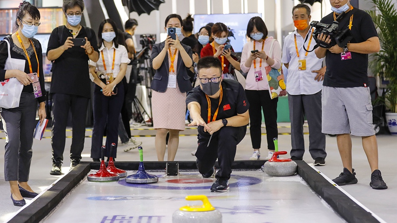 GLOBALink | Services trade fair bringing huge opportunities to foreign firms: officials, businessmen