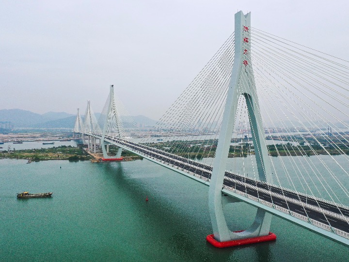 Mega-projects, world-leading developments build transportation strength