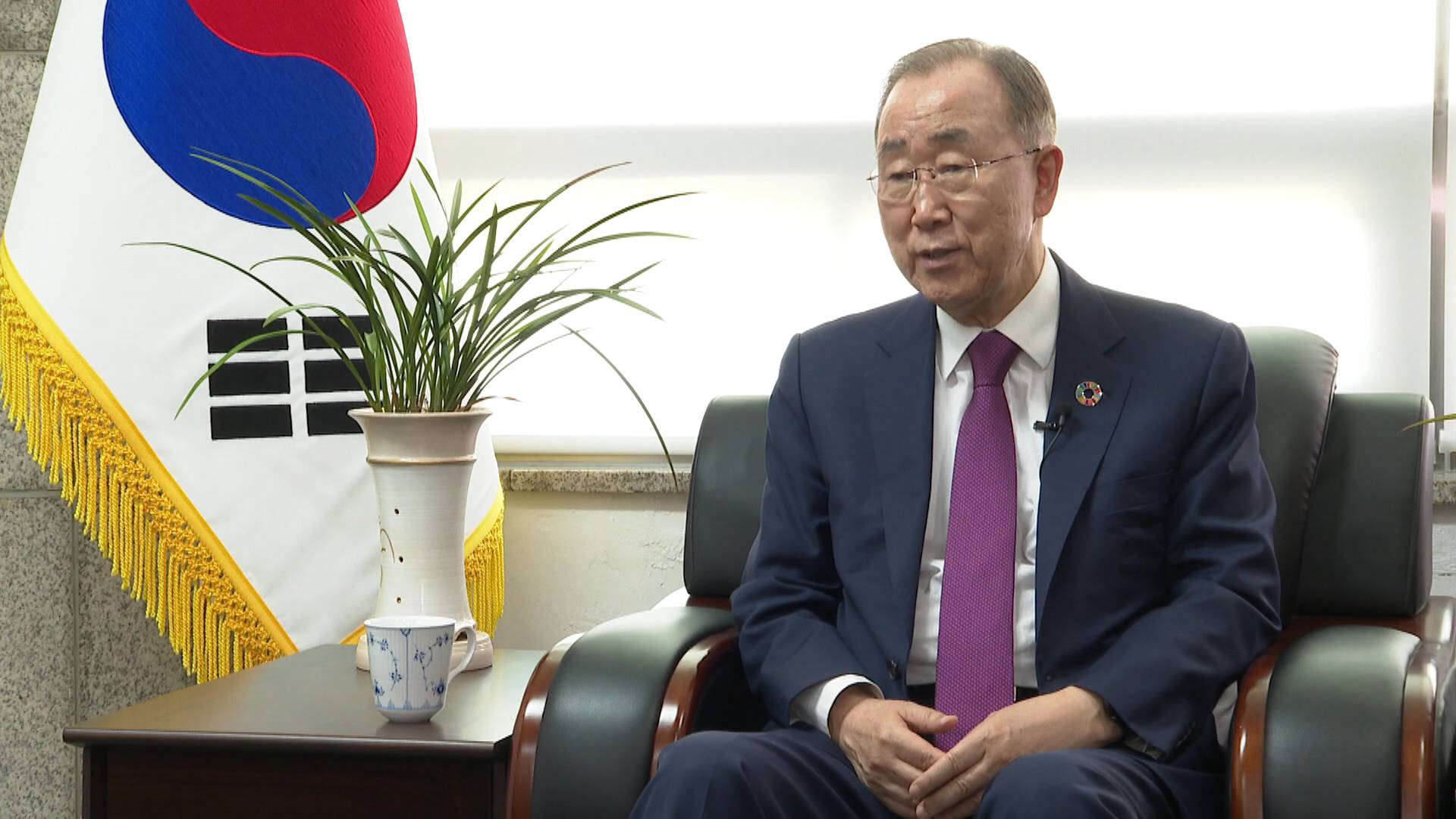 GLOBALink | Ban Ki-moon praises China's leadership in global affairs