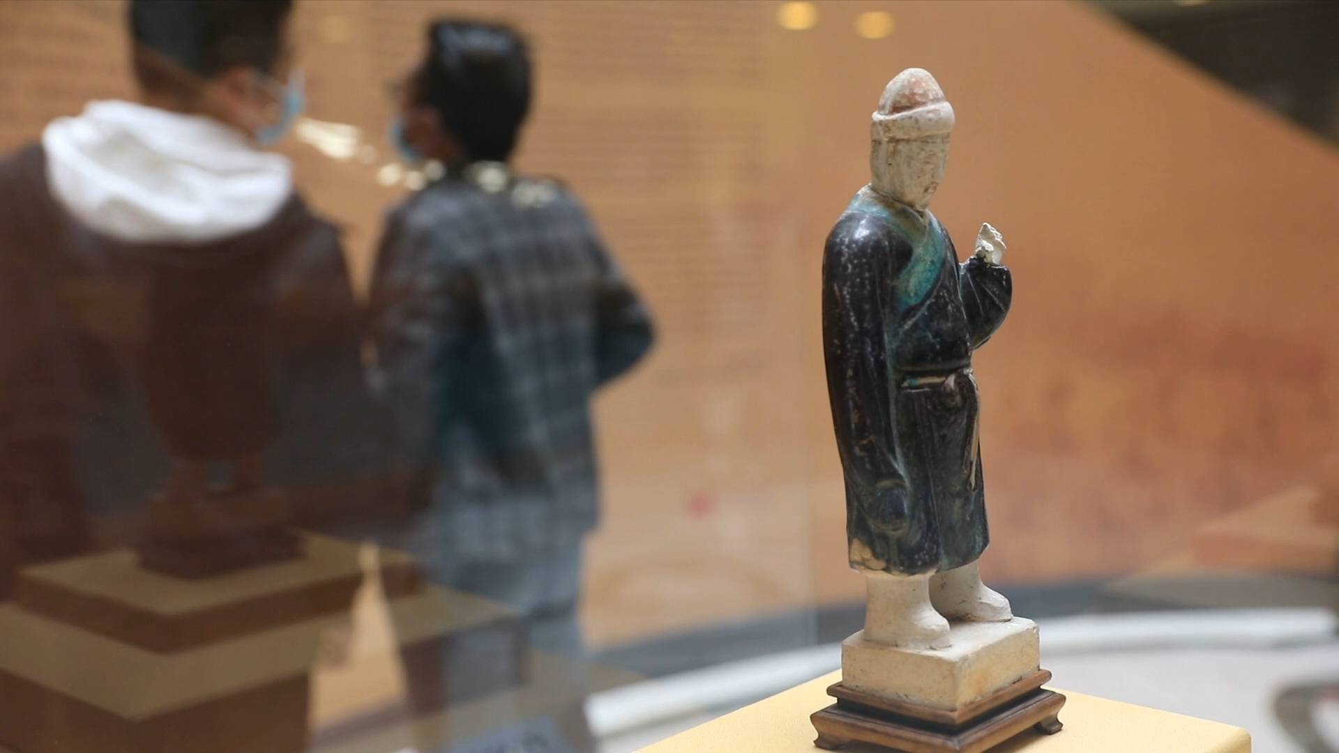 GLOBALink | Ming Dynasty pottery figurines returned to China