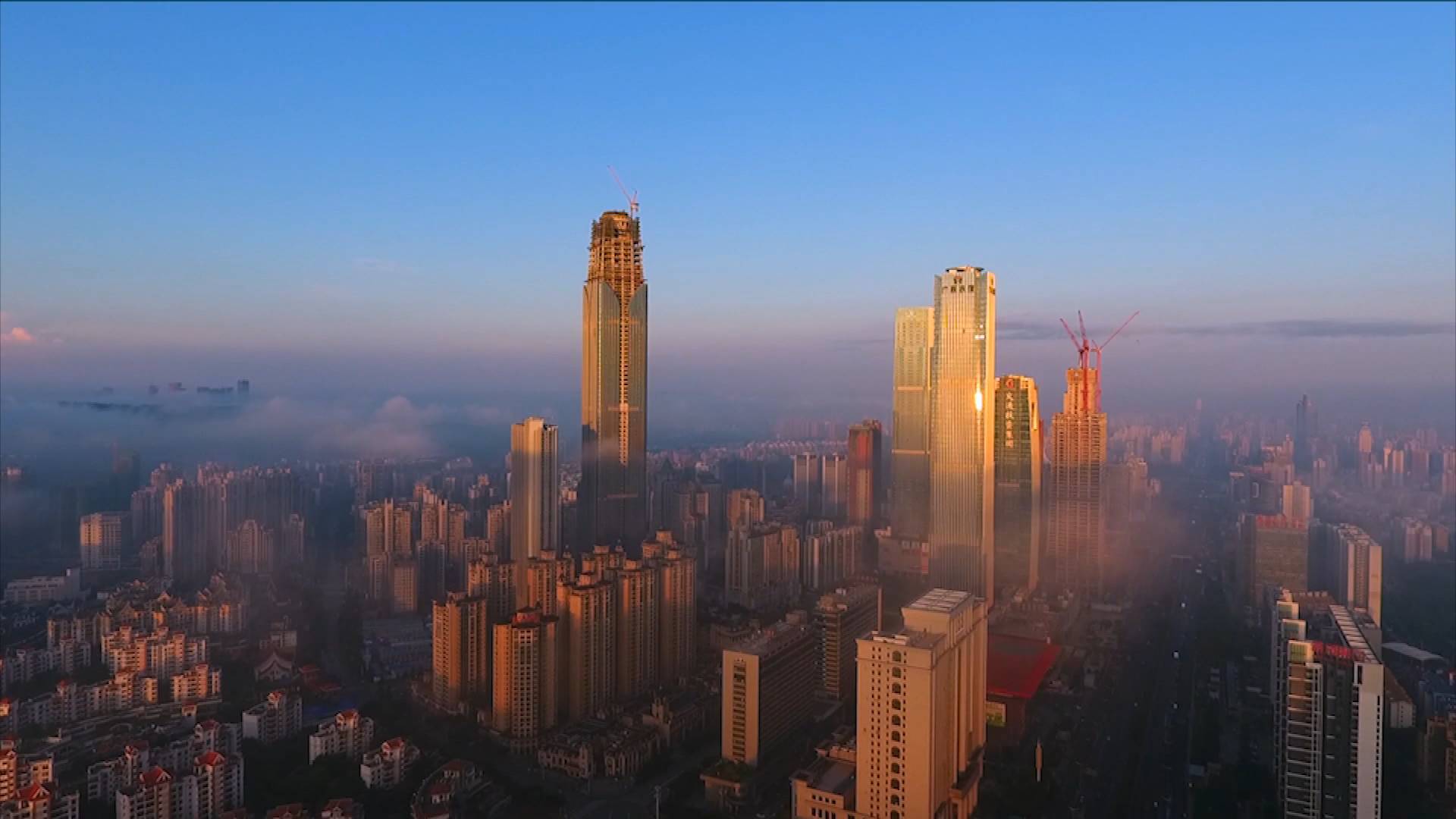 GLOBALink | China's high-quality growth stimulates post-epidemic world economy: experts