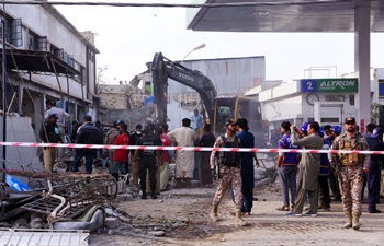10 killed, 12 injured in explosion in Pakistan's Karachi