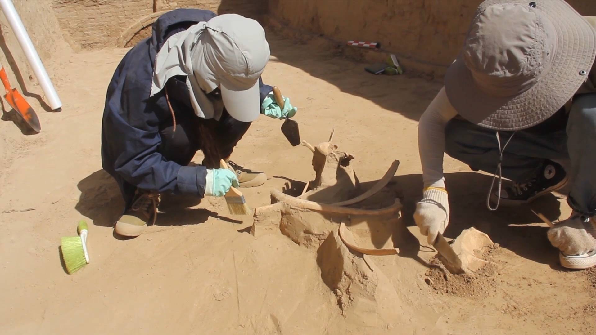 GLOBALink | 1,300-year-old tomb unveils cultural interchanges in ancient China
