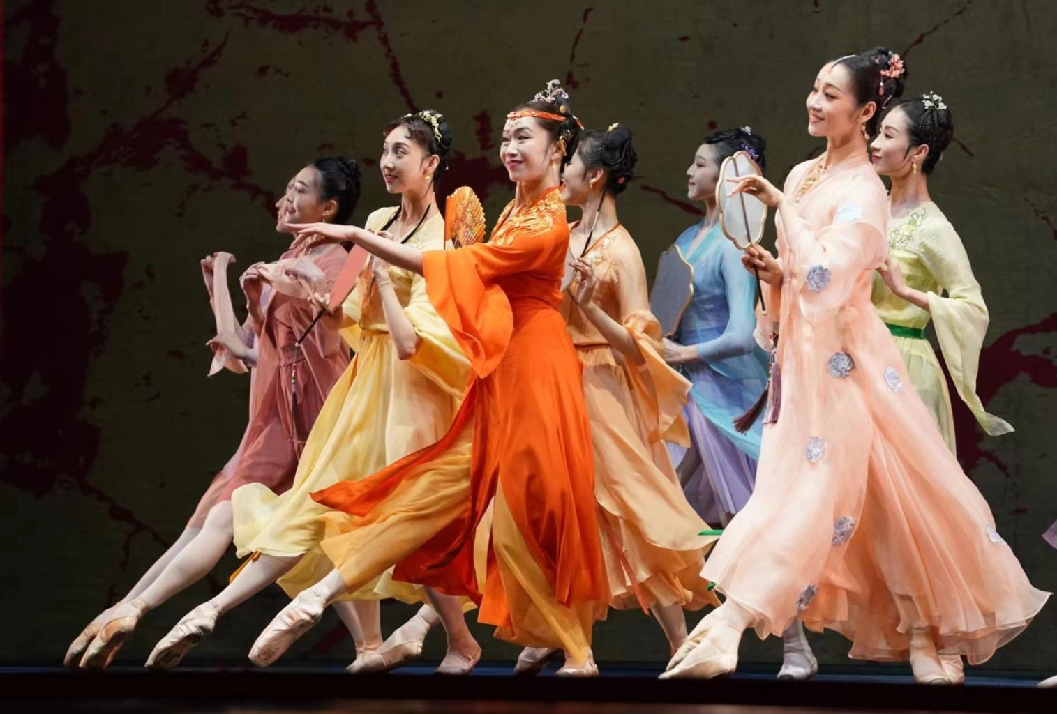 “一带一路七彩云南”公开赛 歌动白族情舞在玉龙湾-搜狐体育