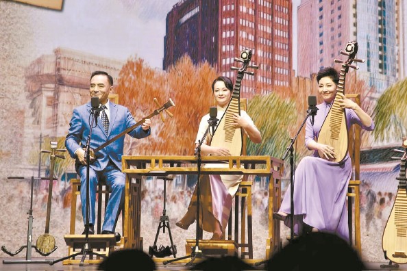 上海评弹团中篇评弹《菜肉馄饨》在兰心大戏院迎来首演