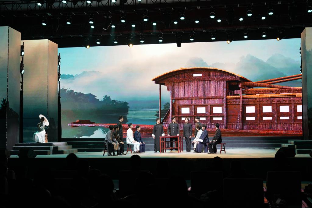 原创音乐史诗剧《风华正茂》弘扬中国共产党人精神谱系
