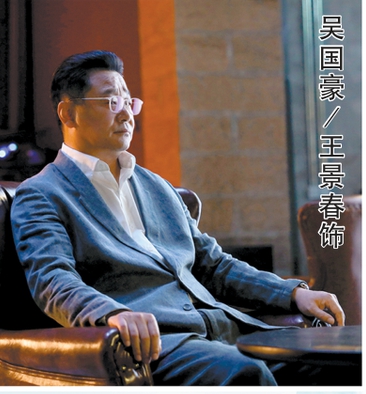 导演李路、编剧陈宇新作《人之初》热播 在对人性的追问里，发现端详亲情的新角度