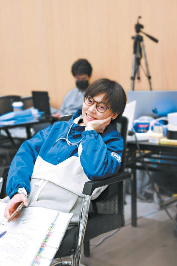 作曲家亢竹青首次“全能”跨界执导，用摇滚乐呈现作品内核