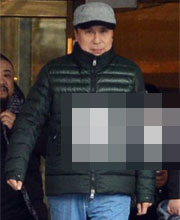 冯巩发起第三十次冲击