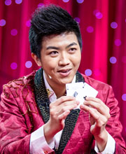 周家宏魔术《纸牌幻想》