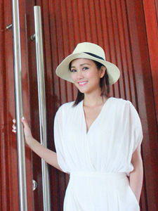 谢安琪探营青春音乐公社