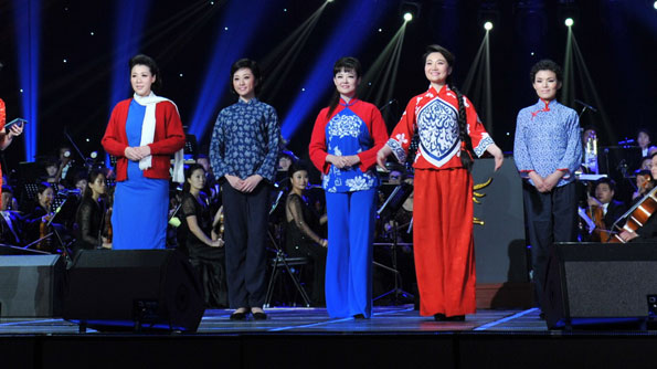 青歌赛民族唱法总决赛 &ldquo;五朵金花&rdquo;巅峰对决