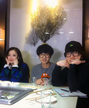 汪小敏华晨宇实现“火锅之约”