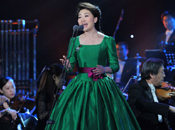 吴彦凝《渔家姑娘在海边》