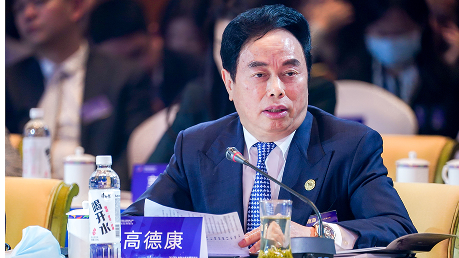 波司登高德康：融入新发展格局 做中国制造的&ldquo;攀登者&rdquo;