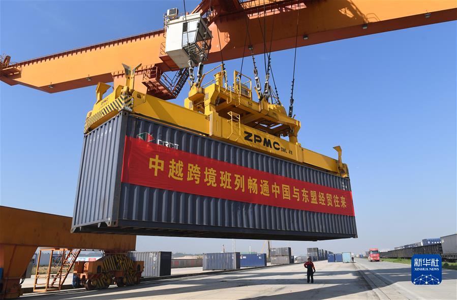 （新华全媒头条&middot;图文互动）（4）十八岁的见证&mdash;&mdash;从东博会看中国&mdash;东盟合作之变