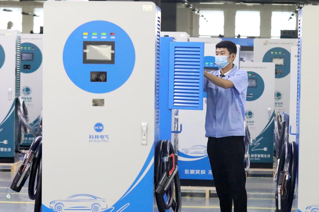 坚决去·主动调·加快转——河北产业转型升级进行时