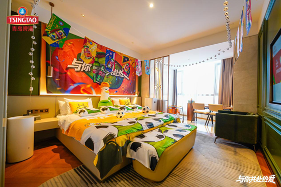 青岛啤酒“热爱罐”上新，燃动绿茵观赛派对