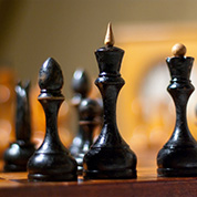 PE&ldquo;租壳&rdquo;棋局