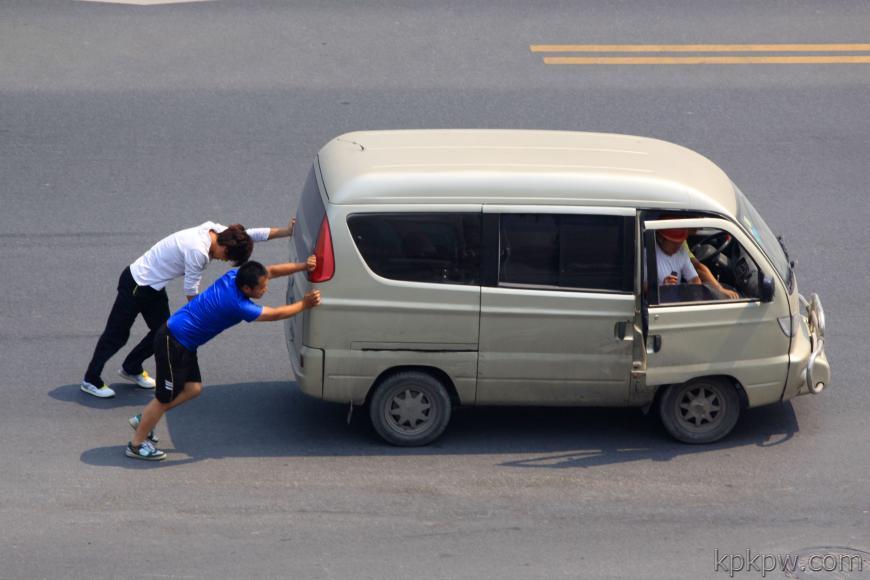 南北车过山车后还有抛锚车