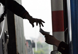 别让高速公路拥有无限收费权