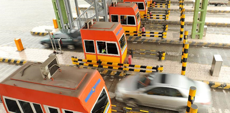 高速公路拟将长期收费 只要高速在建收费就不停