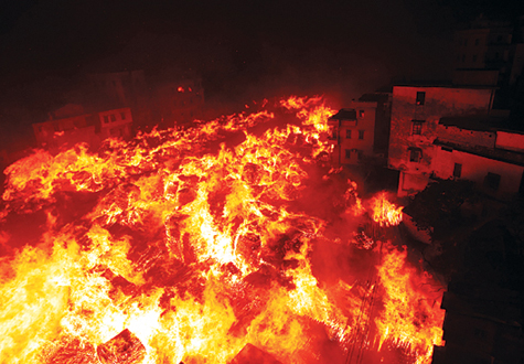 钢贸融资遭“火烧连营”
