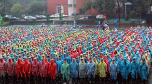 你若军训，便是晴天！