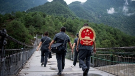 推动“中国之治”进入新境界