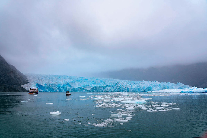 这是2022年2月13日在智利艾森拍摄的圣拉斐尔冰川。受全球变暖影响,智利冰川面临融化的危险 这是2022年2月13日在智利艾森拍摄的圣拉斐尔冰川。受全球变暖影响,智利冰川面临融化的危险