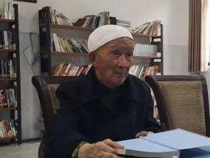 “毕生积蓄助学老人”张文彬