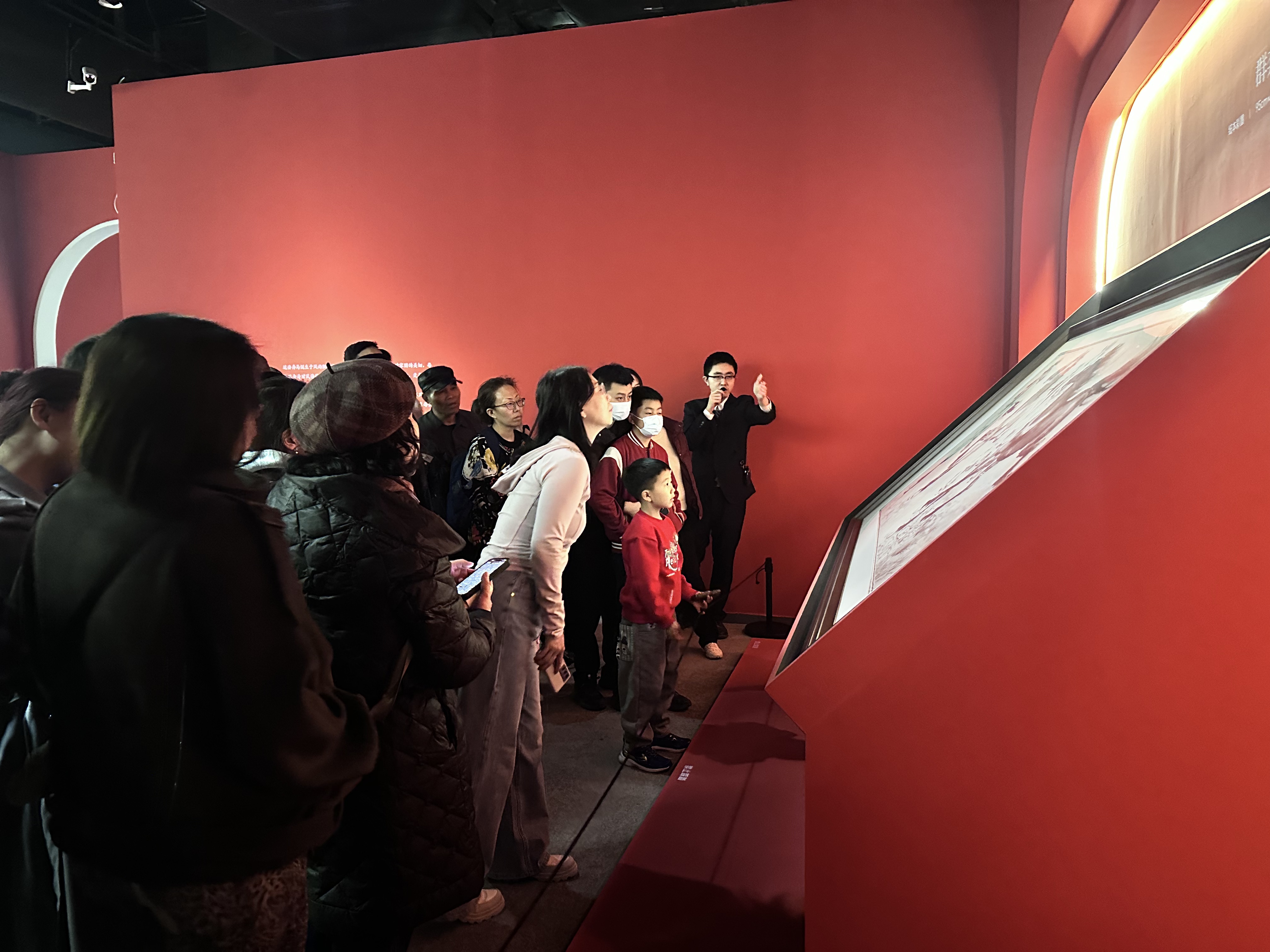 新春走基层｜在骏马奔腾中感悟时代力量