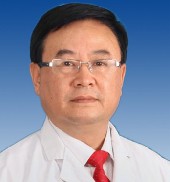 王军：用爱心搭起生命的彩虹