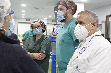 通讯：疫情中传递真相与希望&mdash;&mdash;记智利重症科医生塞瓦斯蒂安&middot;乌加特