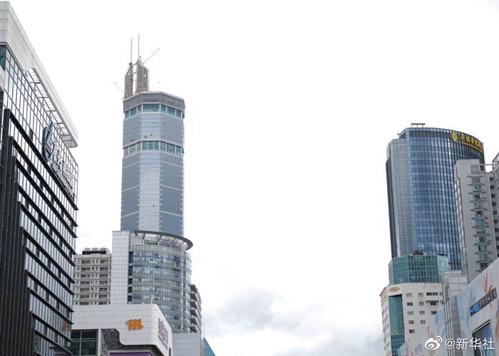 深圳赛格大厦楼顶桅杆拆除施工 可有效解决大厦有感振动问题
