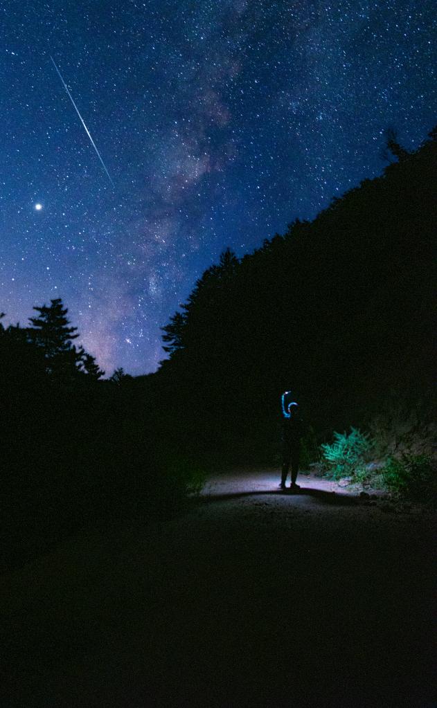 本年度最值得观赏流星雨13日凌晨迎极大 每小时洒落逾百颗流星