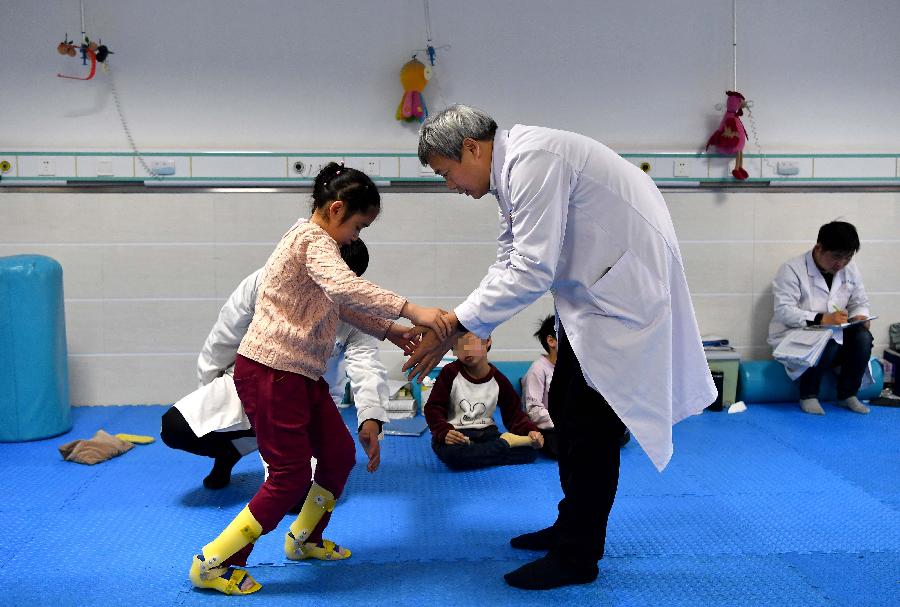 脑瘫患儿的&ldquo;天使爷爷&rdquo;