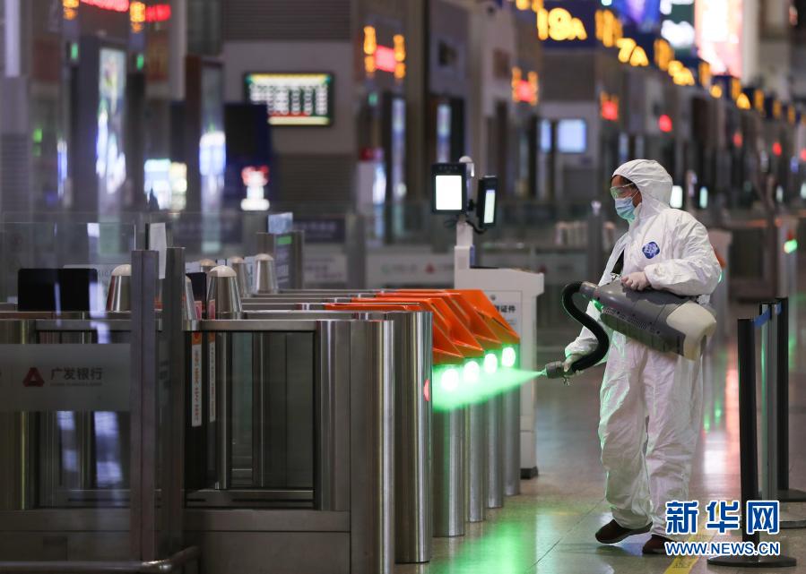 上海：加强火车站卫生消毒