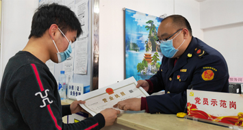 江西南昌县：&ldquo;立等可取&rdquo;高效率 &ldquo;送照上门&rdquo;零距离