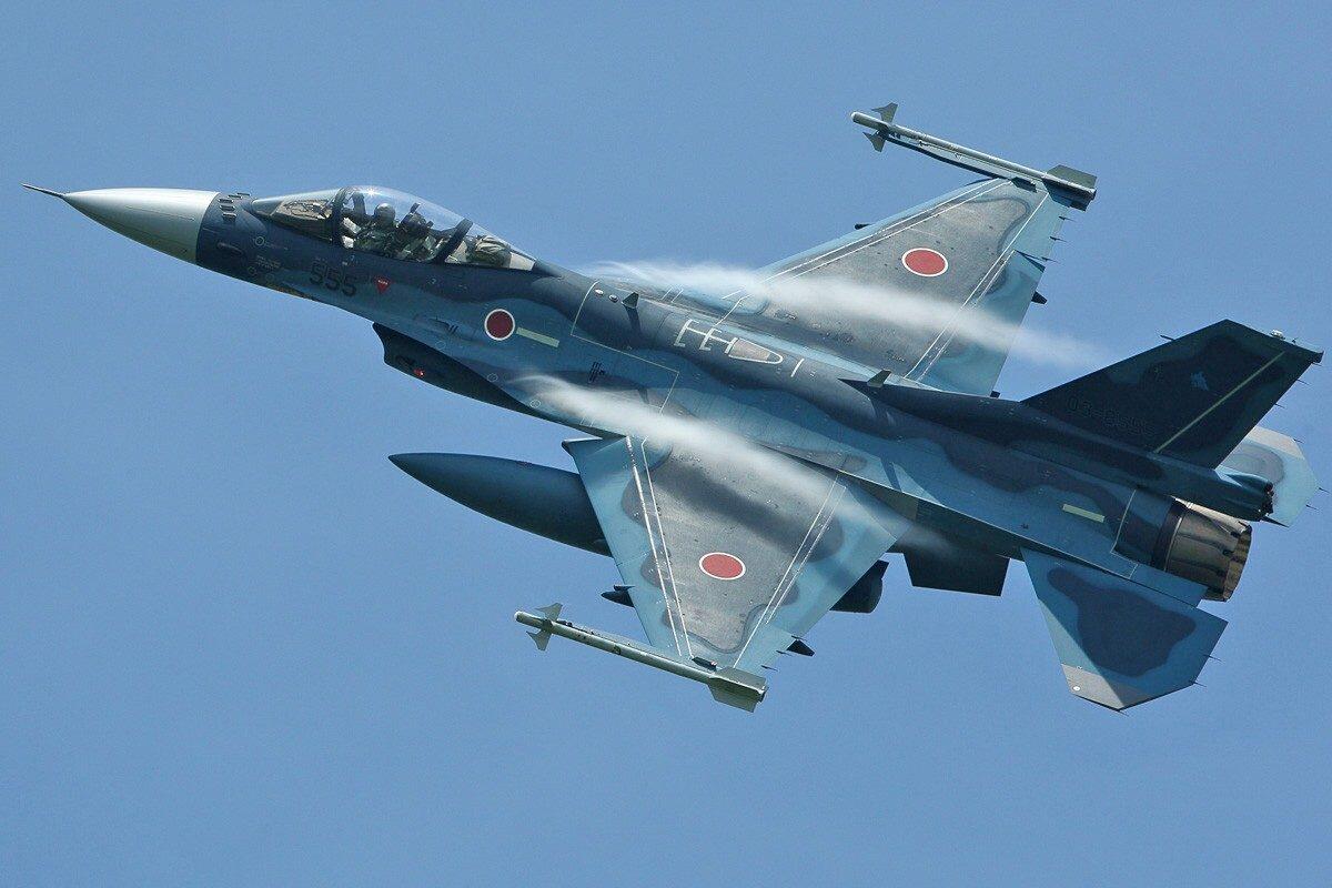 日本战斗机的座舱盖在飞行中是否严重脱落？专家为您解读。