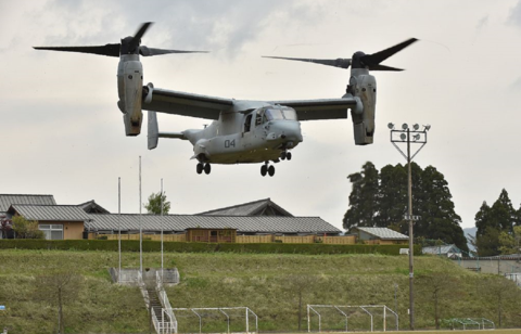 美国海军“鱼鹰”式倾转旋翼机(资料图)