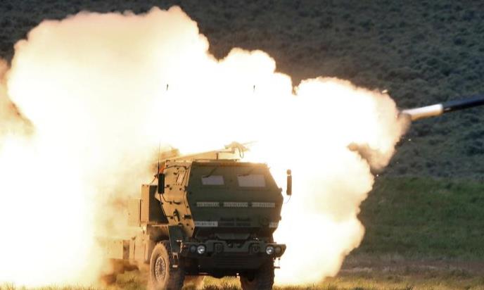 俄媒：美陆军装备首批PrSM精确打击导弹