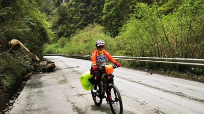 即将年满55岁的她，梦想骑行在&ldquo;远方&rdquo;