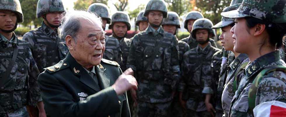 89岁院士黎介寿的工作和生活