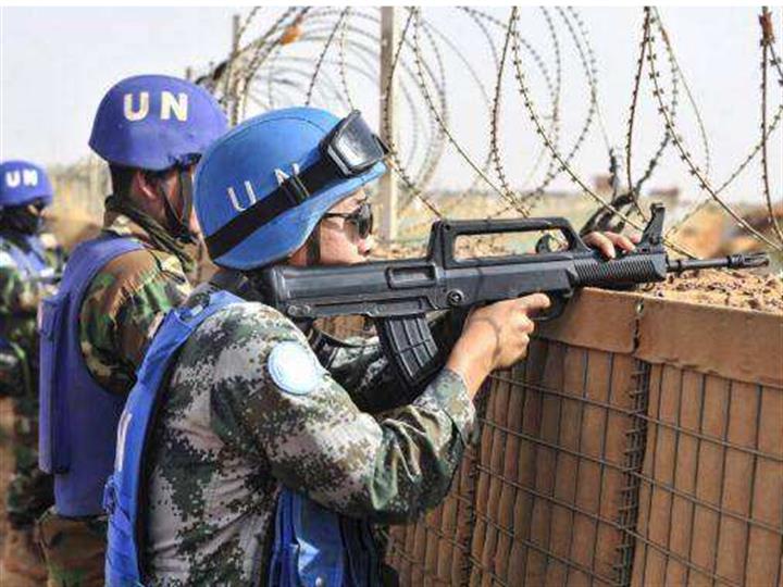 我赴马里蓝盔完成联马团东战区哨位群建设