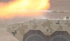 新疆军区某合成团开展步战车射击考核