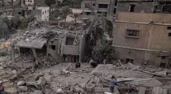 以军轰炸加沙北部和中部 至少33人死亡