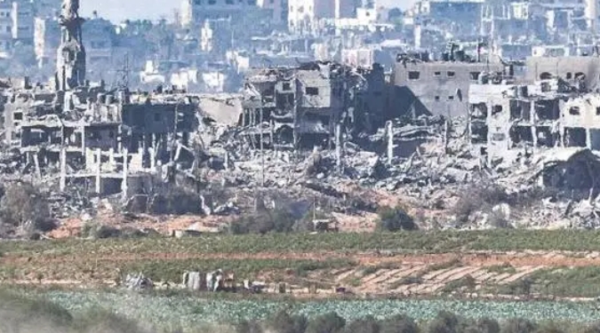 以军轰炸加沙北部和南部至少28人死亡